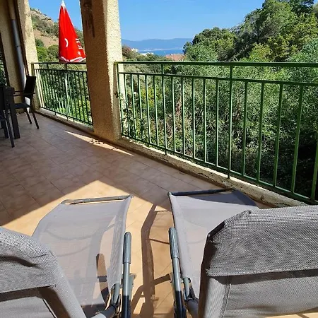 Grand T2 Vue Mer Apartmán Ajaccio (Corsica)